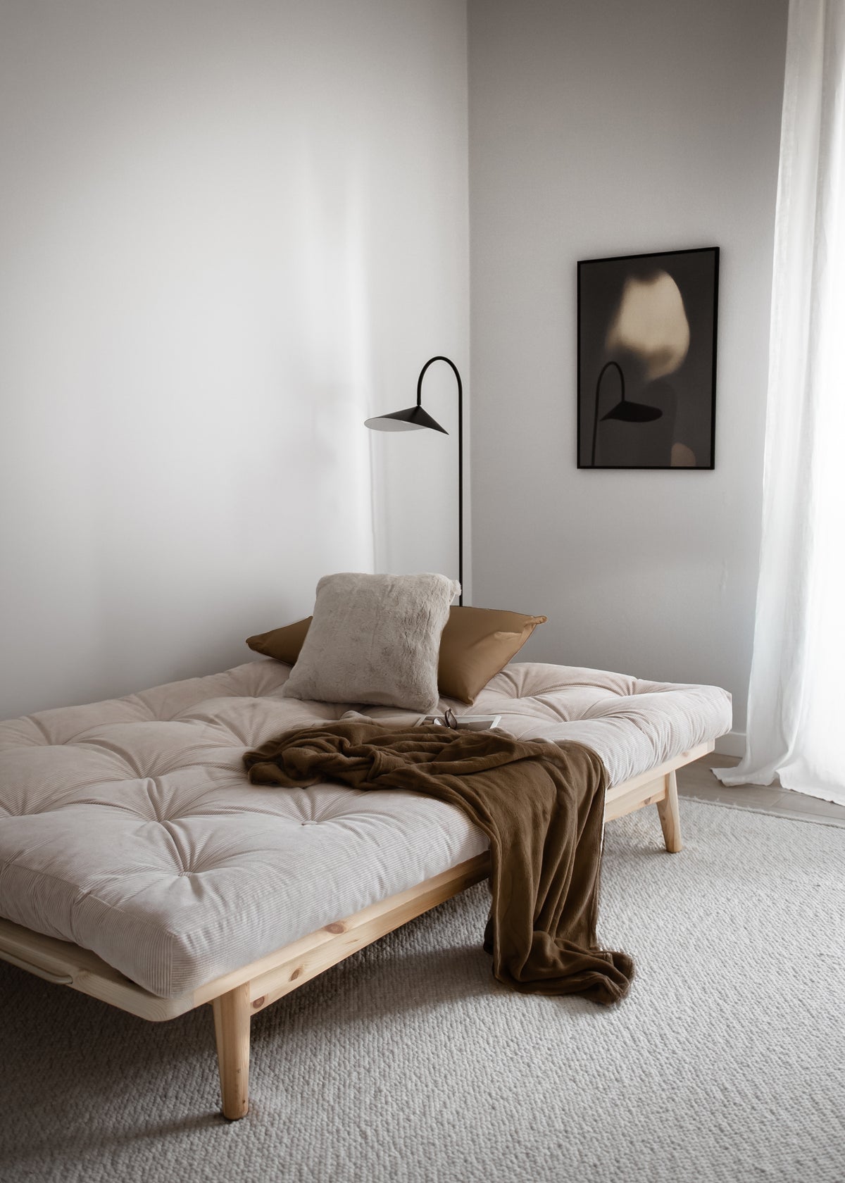 FOLK CLEAR LACQUERED W. 5-LAYER MIXED MATTRESS DARK GREY