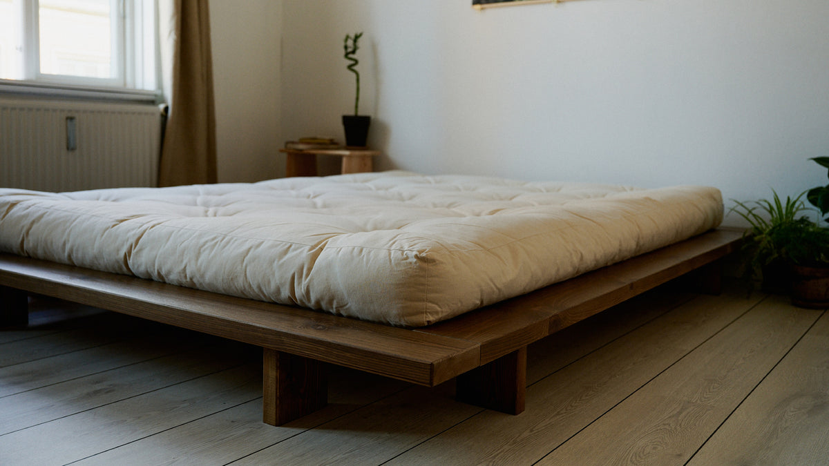JAPAN BED CAROB BROWN 160 X 200