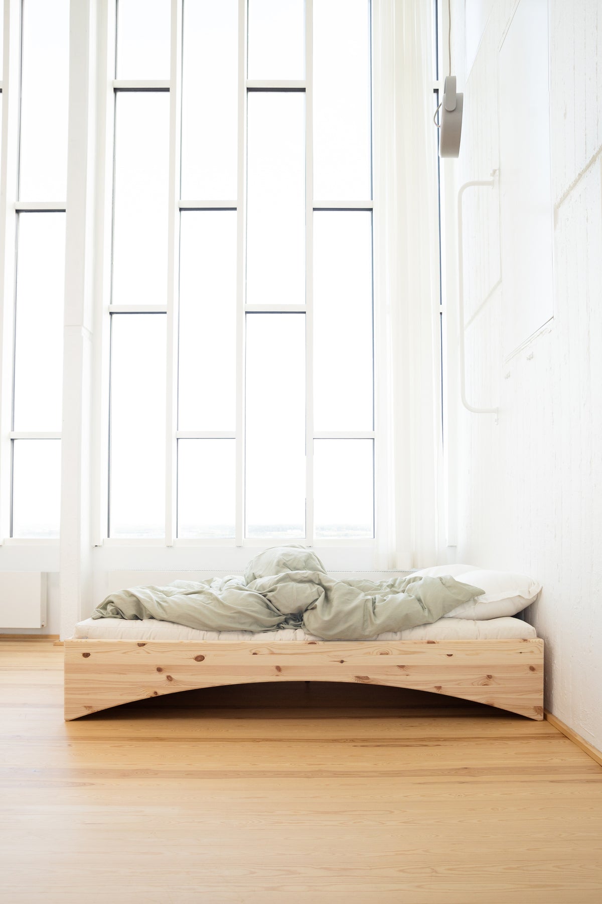 ORBIT BED RAW 160 X 200