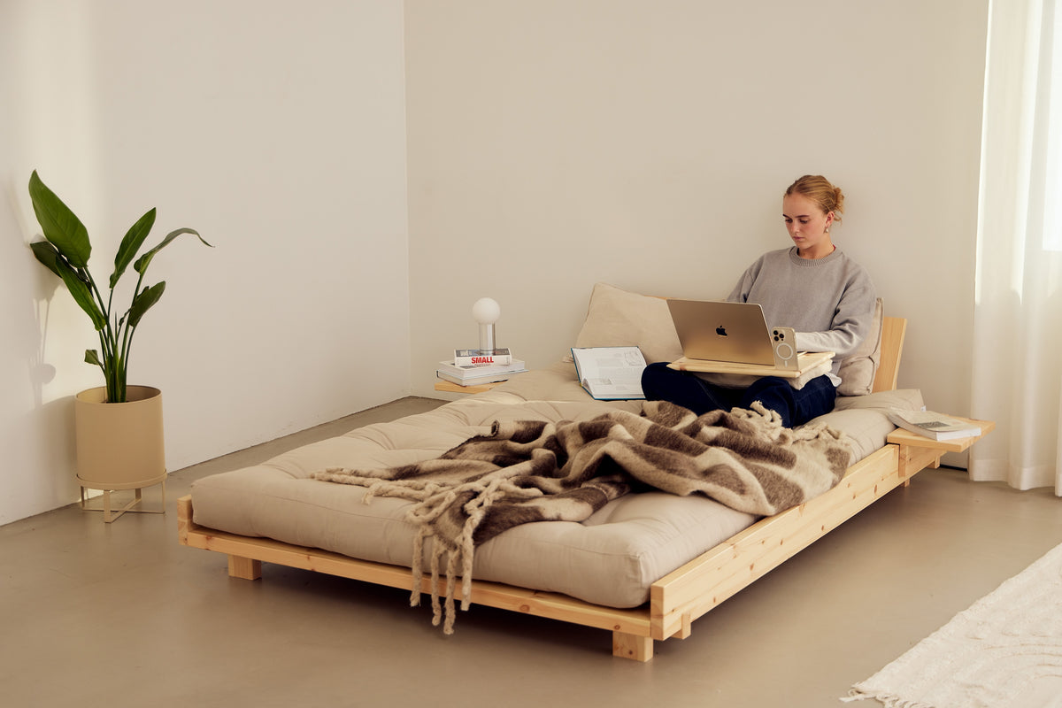 SOCIAL BED CLEAR LACQUERED 180 X 200