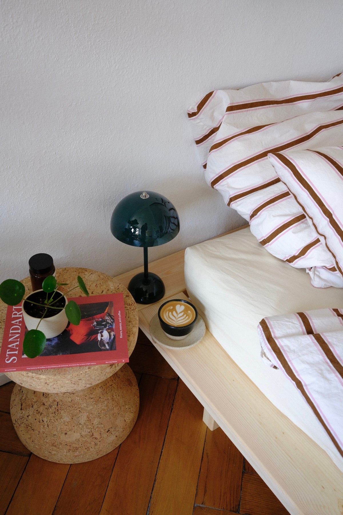 JAPAN BED RAW 160 X 200