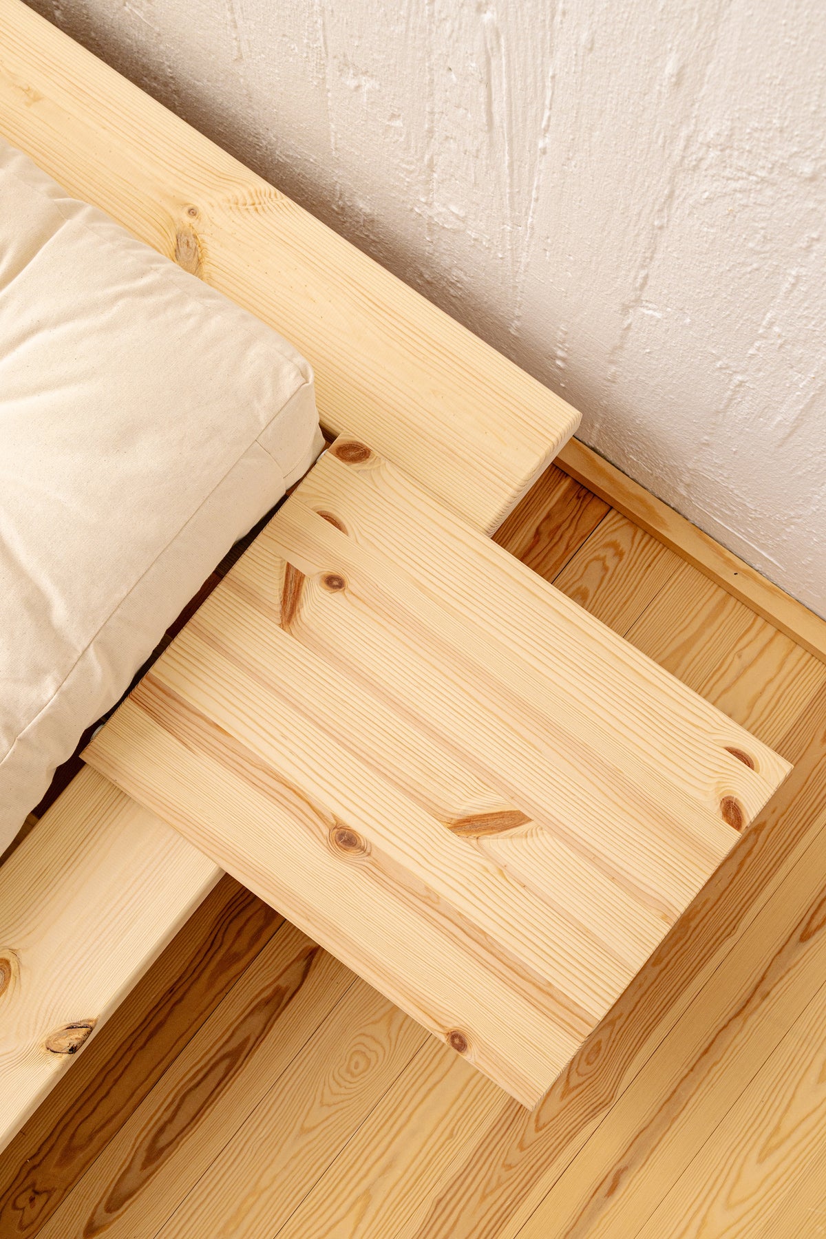 TABLE D'APPONTEMENT JAPAN BED CAROB BROWN