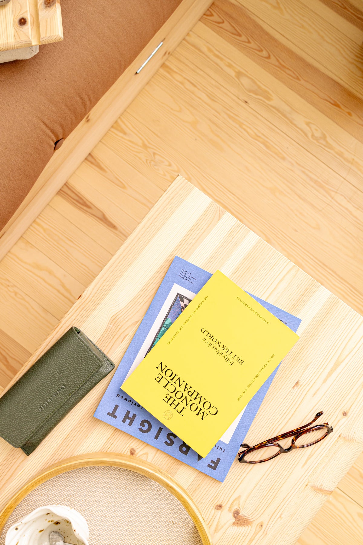 JAPAN COFFEE TABLE CAROB BROWN