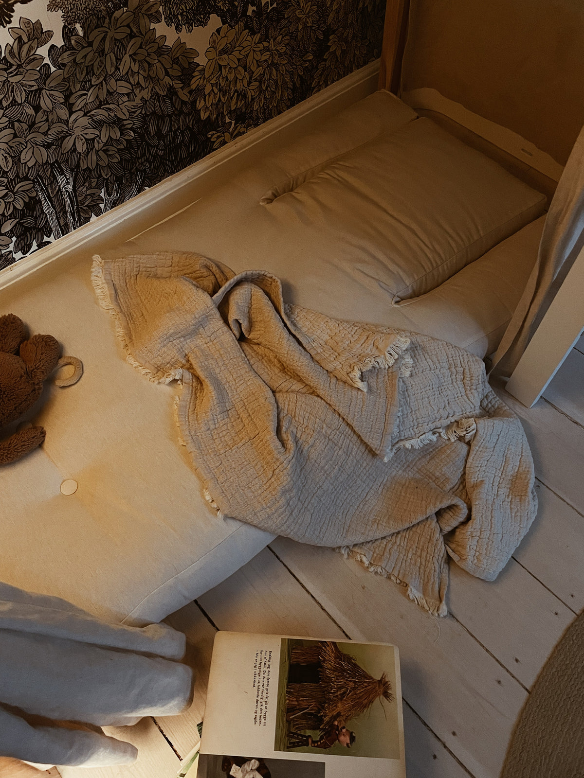 MINI HIPPO CHAIR DARK GREY